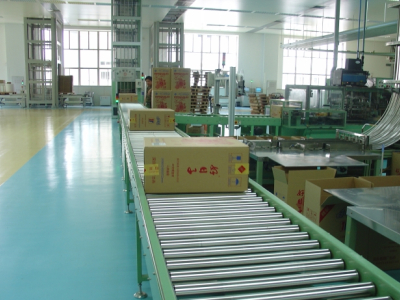 Roller conveyors